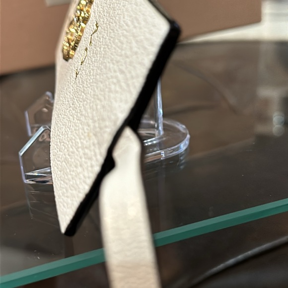 🦄 RARE Authentic MIU MIU Leather “Not Nice” White Unicorn Bag Charm, in Box 🦄 - Picture 9 of 16